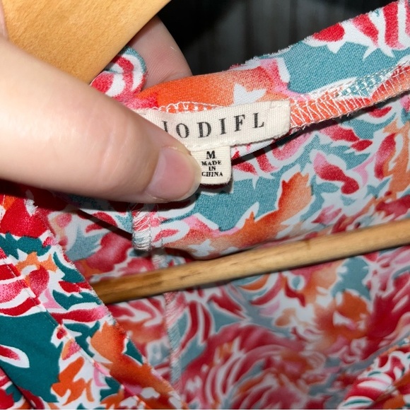 Jodifl Oversized Printed Blouse - Picture 6 of 6